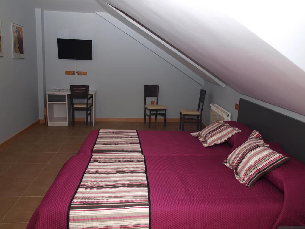 Hostal La Ribera Del Jucar Cuenca  Quarto foto